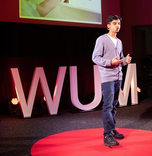 Om Agarwal - TEDx Warszawski Uniwersytet Medyczny